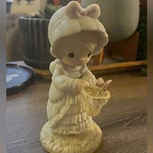 Porcelain vintage precious moments butterfly figurine